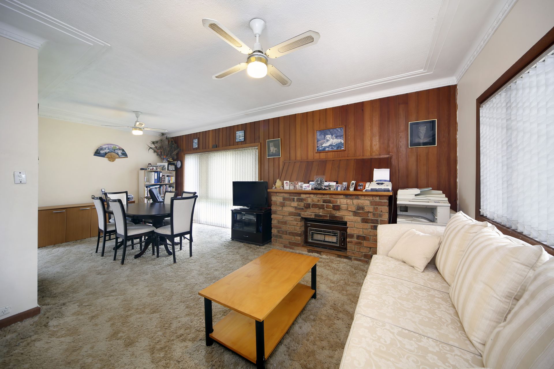 14 Carramar Crescent, Miranda, Miranda - Thumbnail 3
