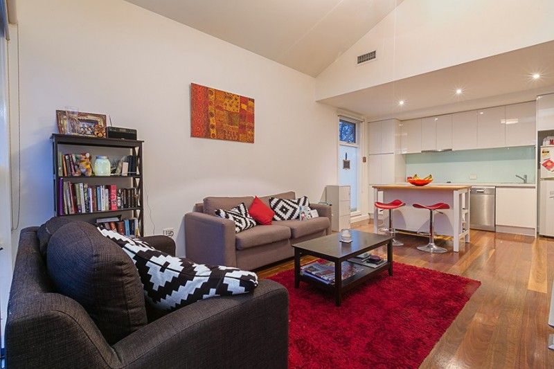 7/45-47 Nelson Street, St Kilda East - Thumbnail 2