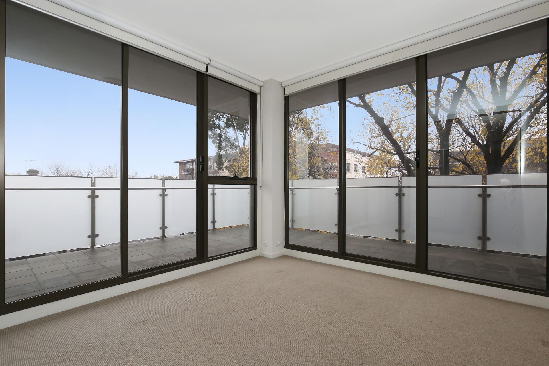 SUBURB LOCATION WITH STYLE!