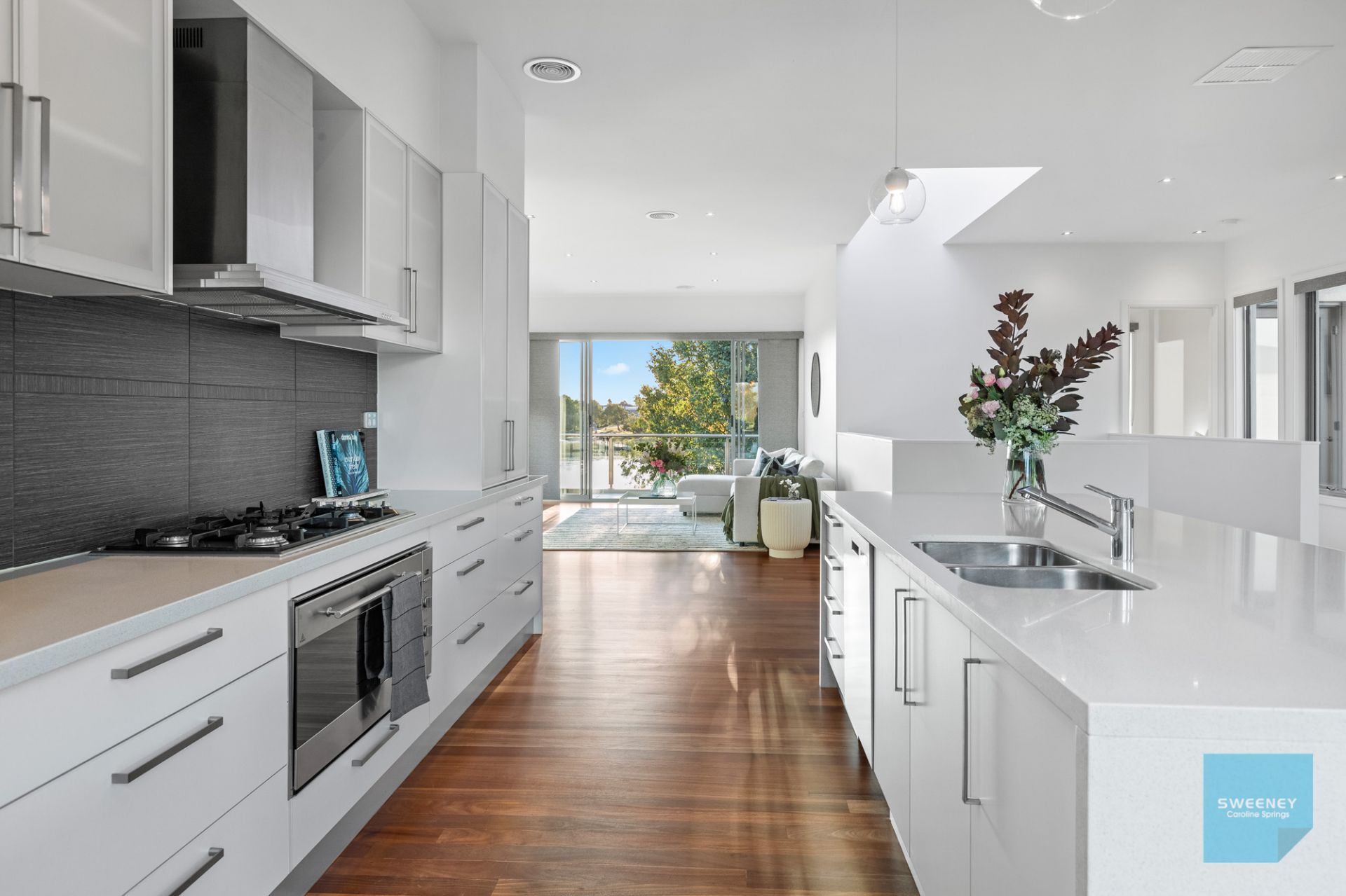 3 Lauriston Quay, Caroline Springs - Thumbnail 8