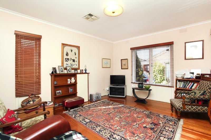 2/29 Blandford Street, West Footscray - Thumbnail 3