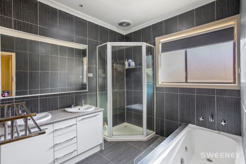 1 Seventh Avenue, Altona North - Thumbnail 4
