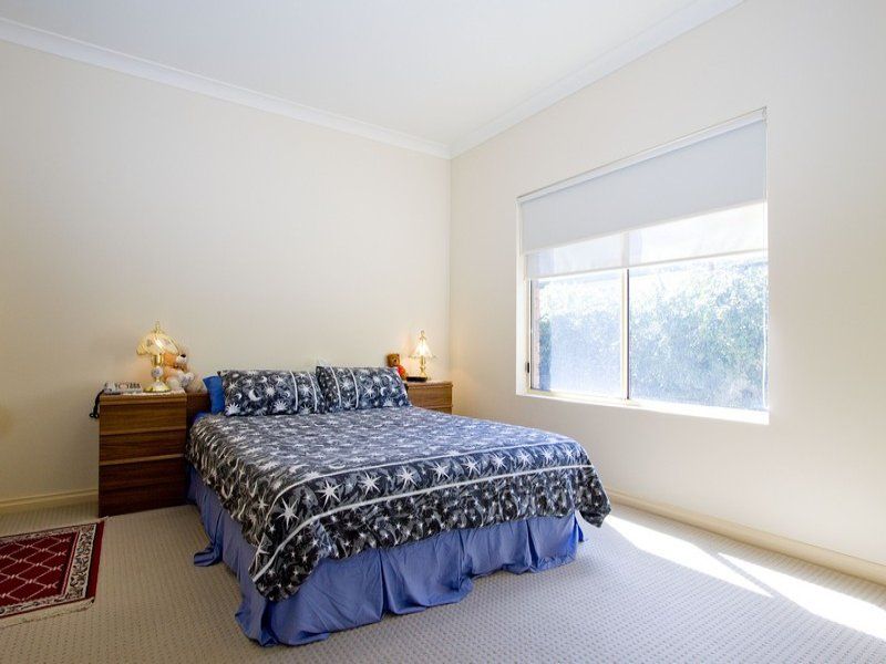 1/30 BRANKSOME Dover Gardens 5048