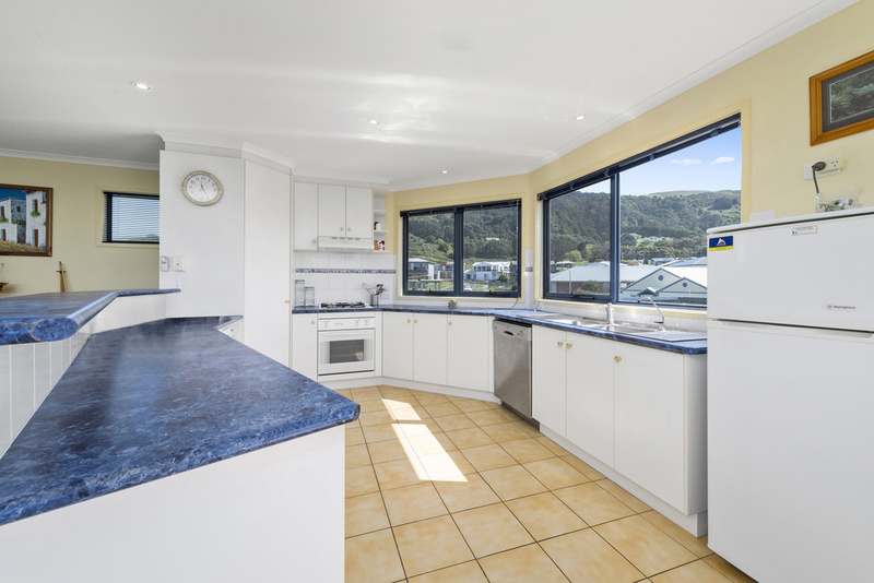 12 Outlook Road, Apollo Bay, VIC, Apollo Bay - Thumbnail 8