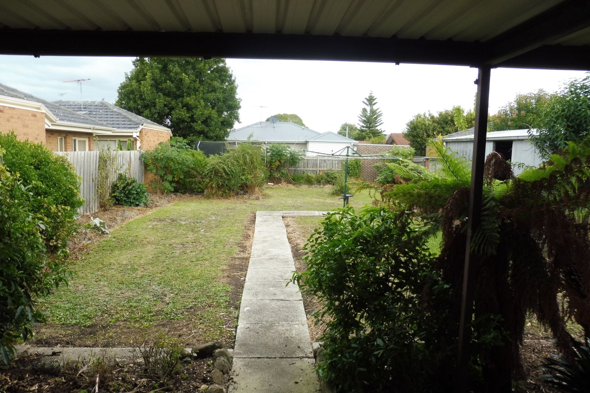 2 BEDROOM HOME IN PRIME LOCATION
