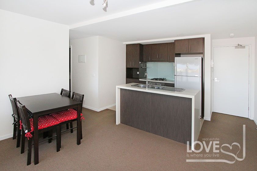 2 BEDROOMS, 2 BATHROOMS... THE PERFECT COMBINATION