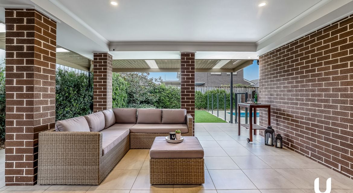 Gledswood Hills 13 Silverwood Street