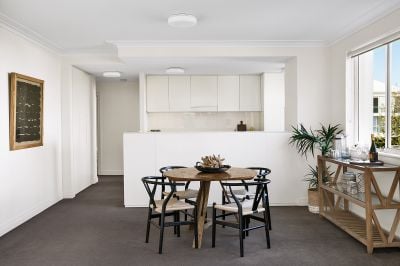 Instant style in an easycare one-bedroom apartment