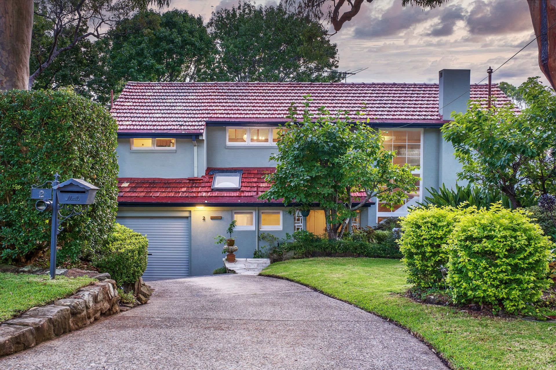 2 Hawthorne Avenue, CHATSWOOD McConnell Bourn Pty Ltd