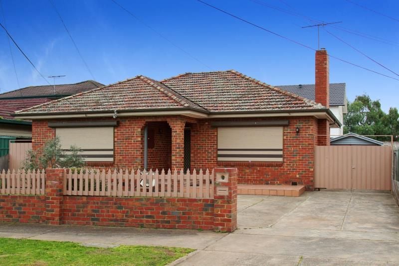 24 Kia Ora Road, Reservoir