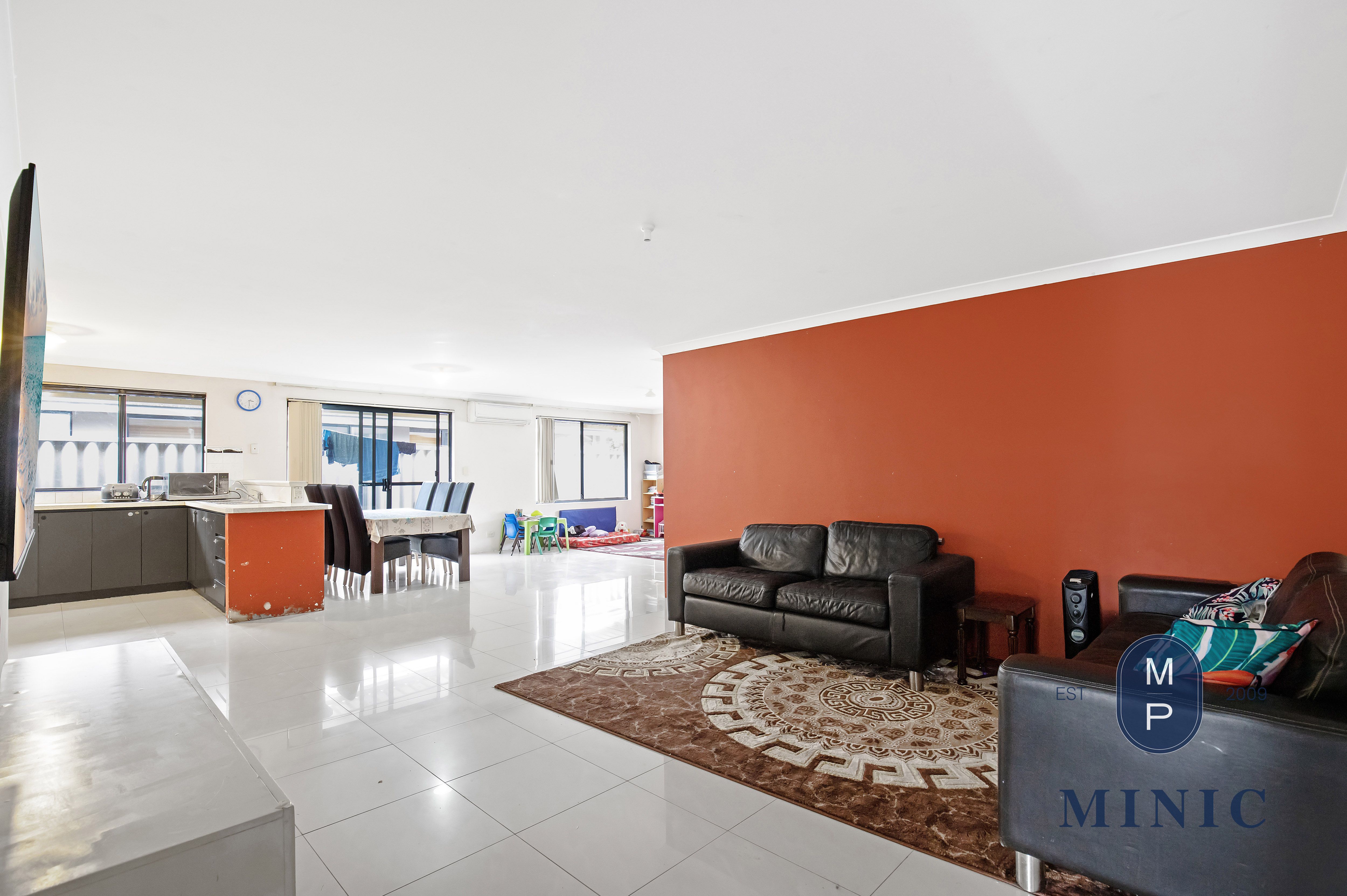 7 Mudlark Close, Langford