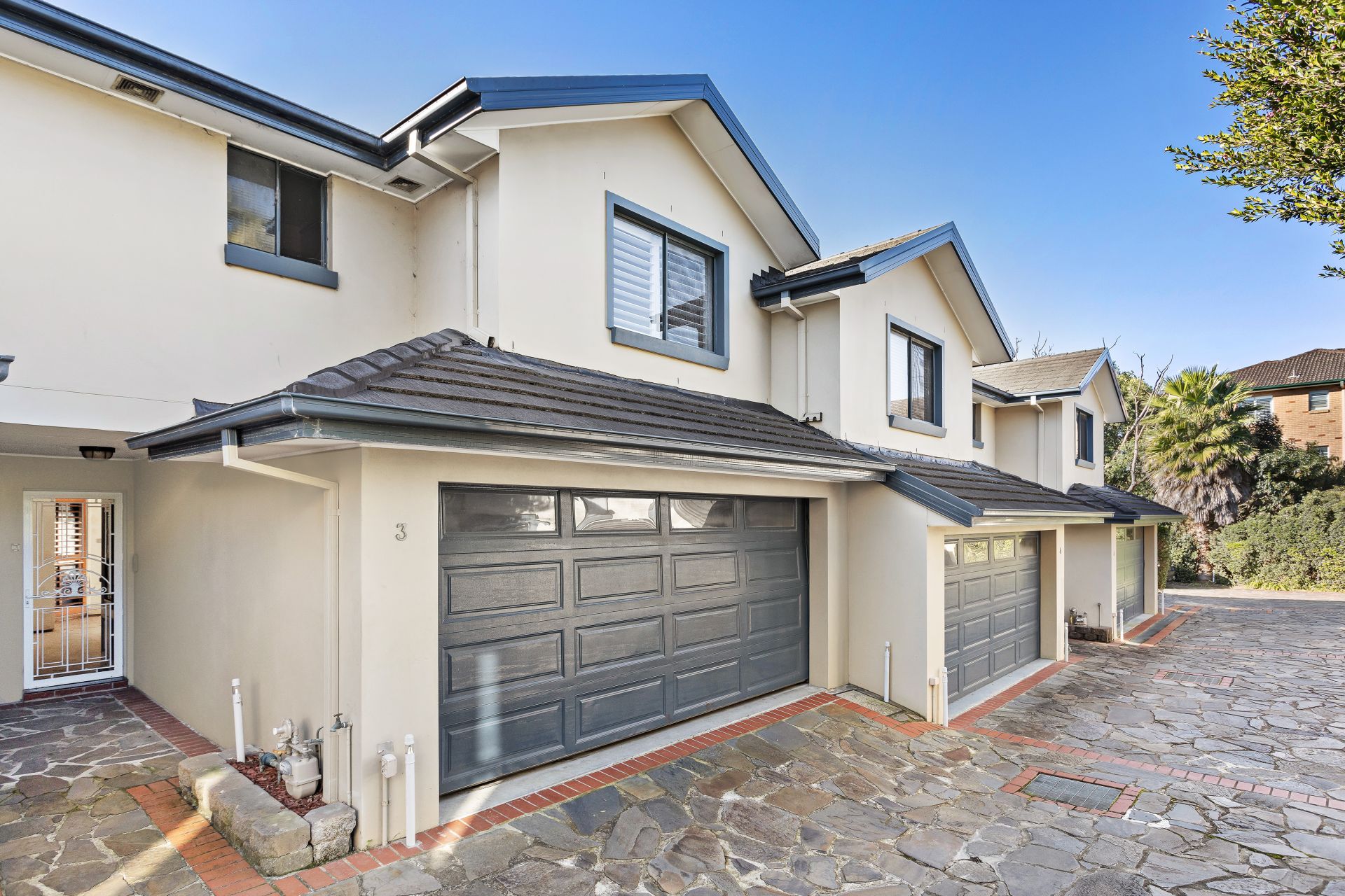 3/12-18 Kumbardang Avenue, Miranda, Miranda - Thumbnail 2