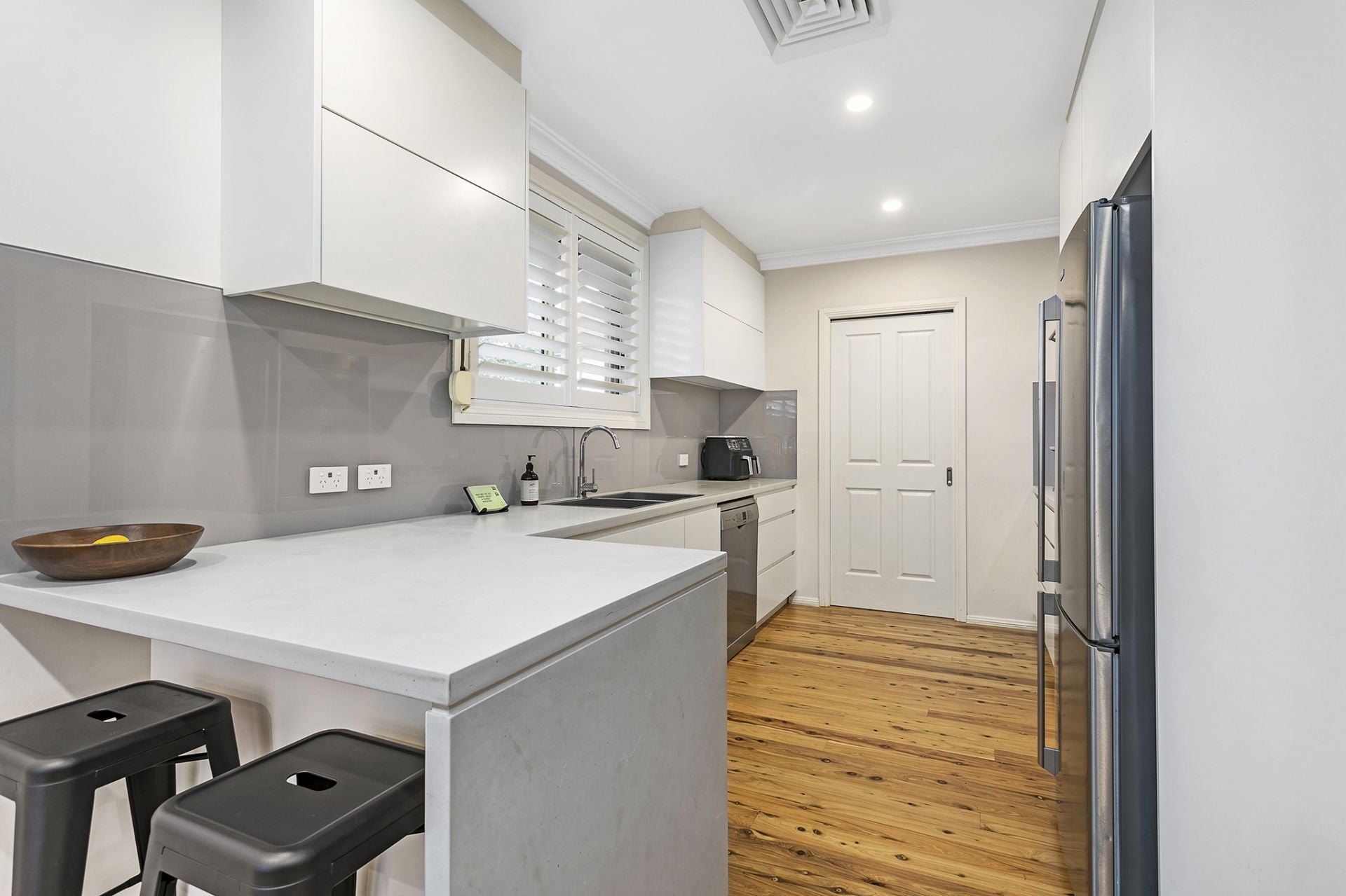 4/221 Kingsway Caringbah NSW, Caringbah - Thumbnail 2