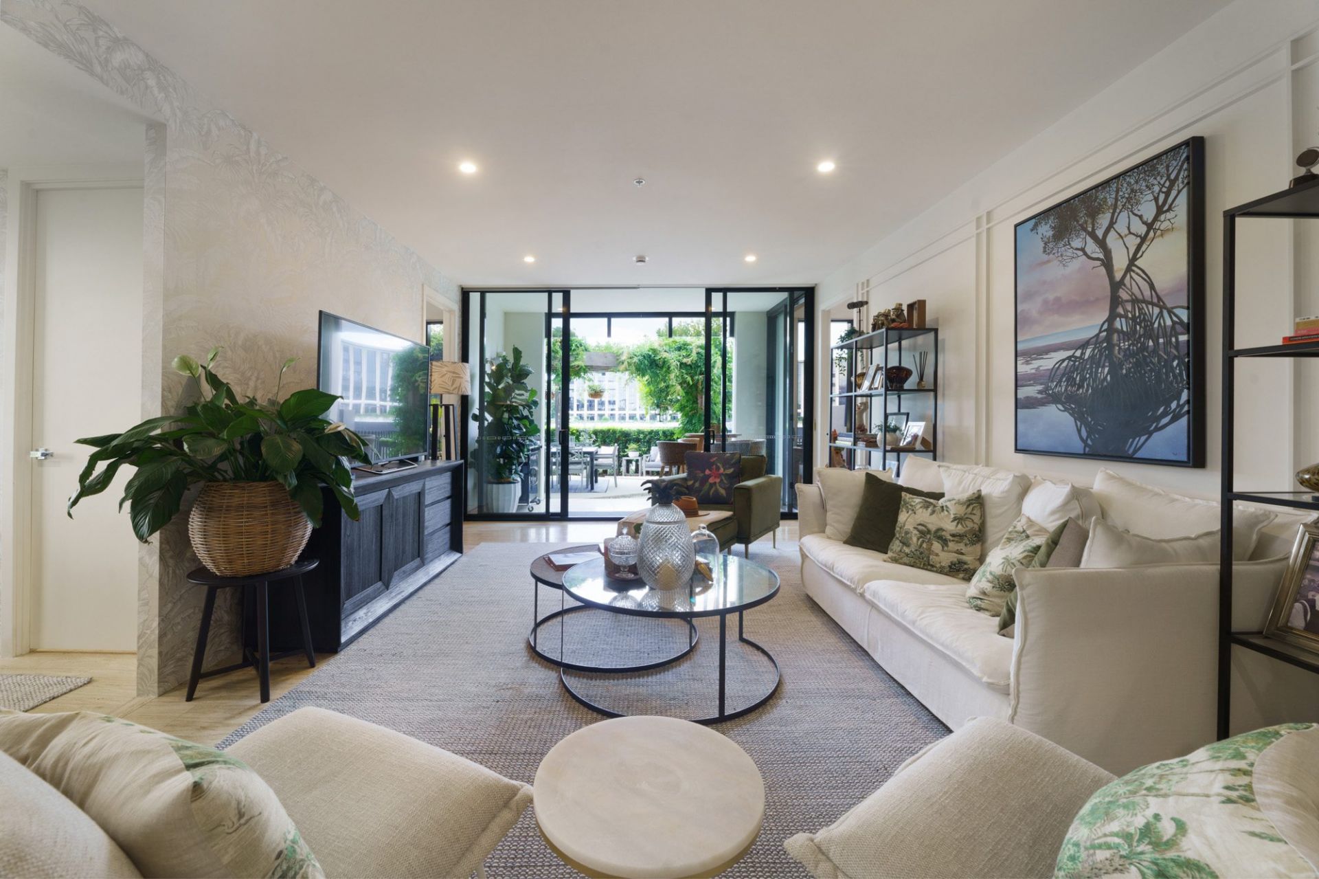 104E/1 Marina Drive, Benowa - Thumbnail 6