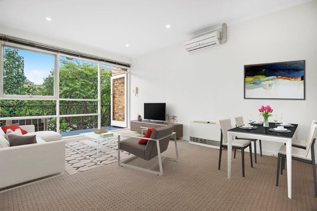 ****Super spacious 1 bedroom apartment**