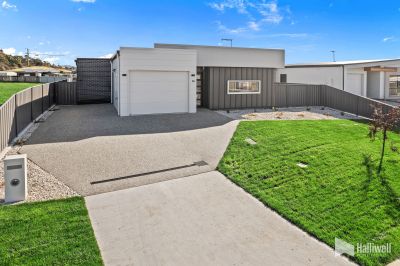 3
 
 
 
  
 
 
 2
 
 
 
  
 
 
 1
 
 
 
 
 
 
 
 14 Hugo Court, Ulverstone TAS 7315, Ulverstone - Thumbnail 4