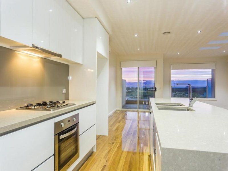 1/17 Highview Court OCEAN GROVE VIC, Ocean Grove - Thumbnail 4