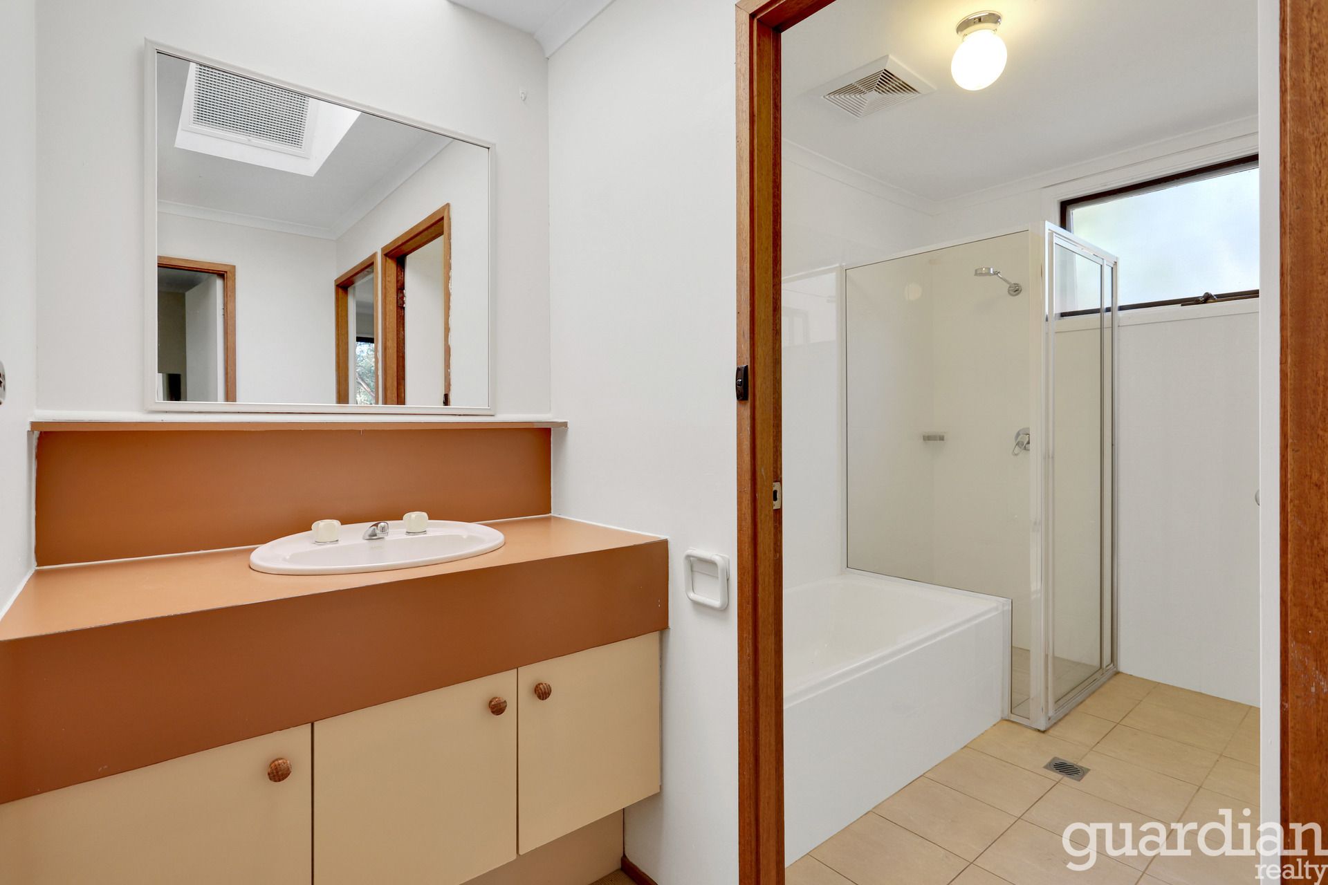 11 Julia Close Cherrybrook NSW, Cherrybrook - Thumbnail 4