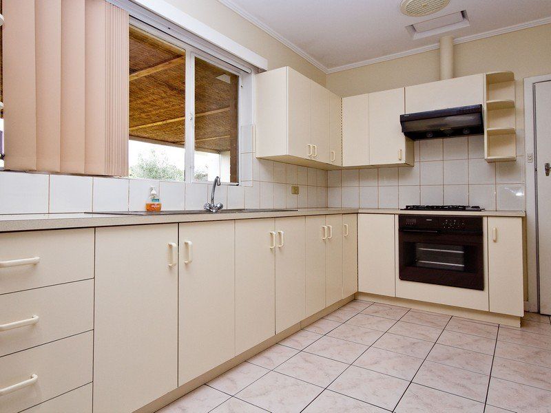 13 Dobson Drive Pooraka 5095