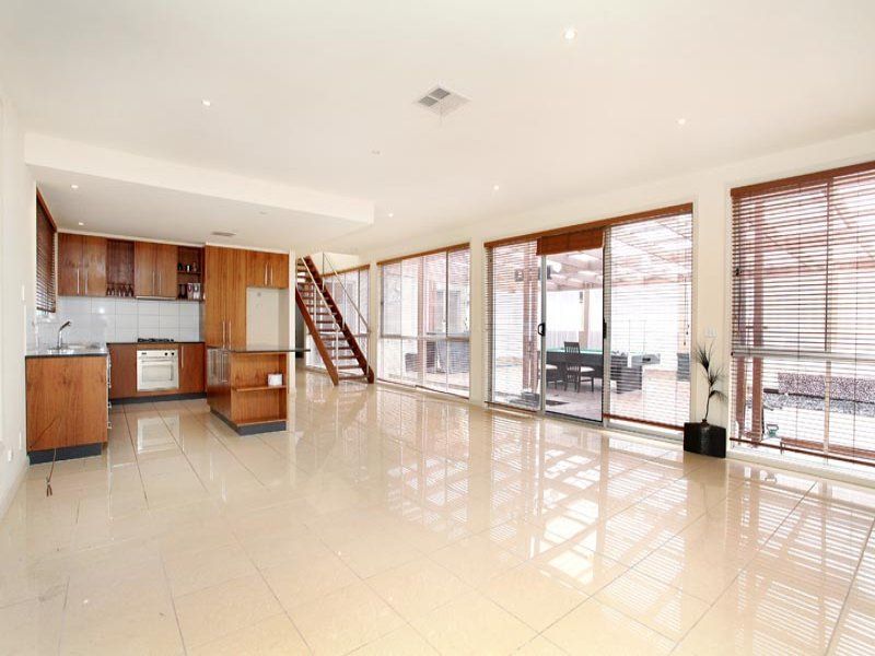 10 Taylors Hill Boulevard, Taylors Hill - Thumbnail 5