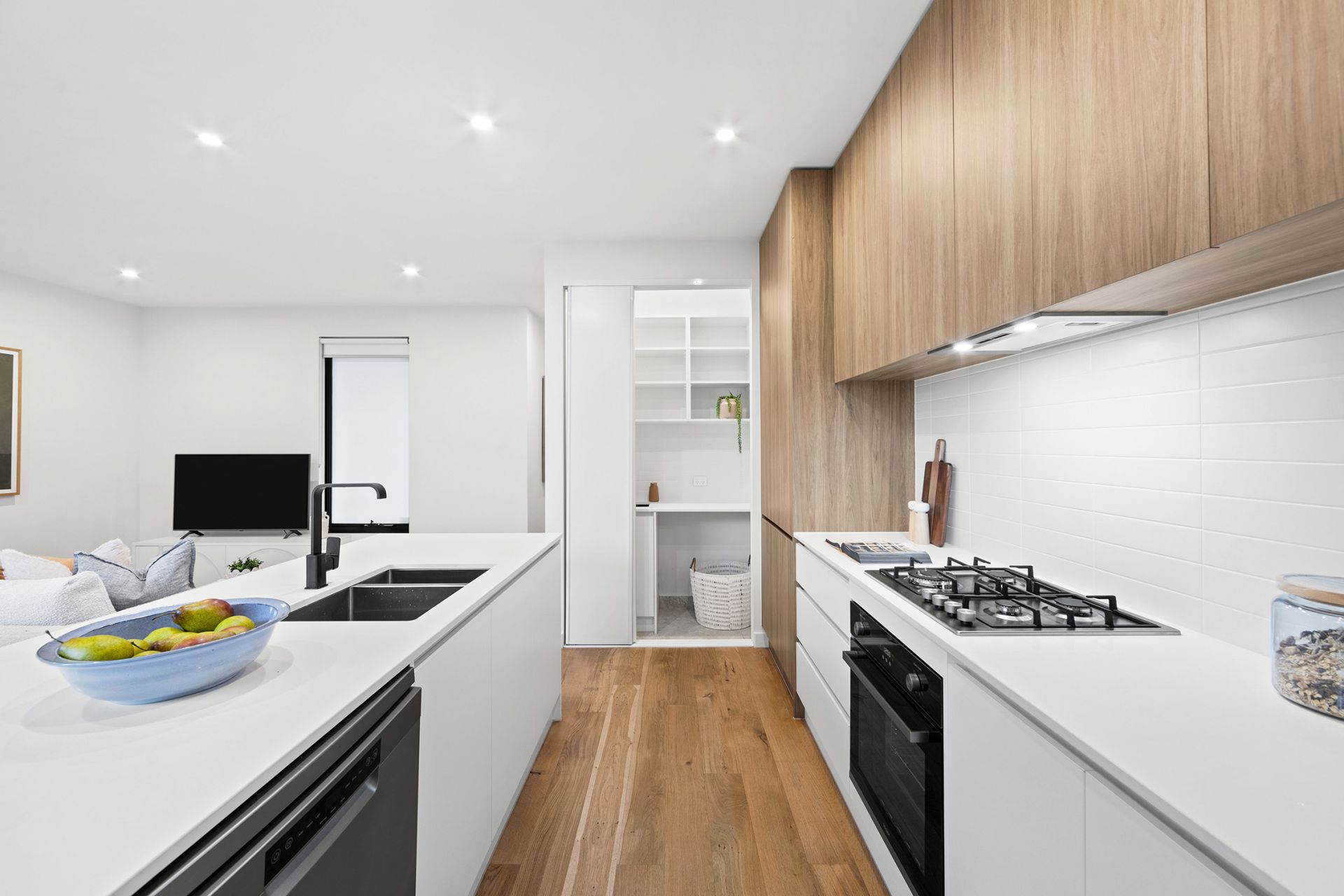 6/7 Coward Street, Footscray - Thumbnail 6
