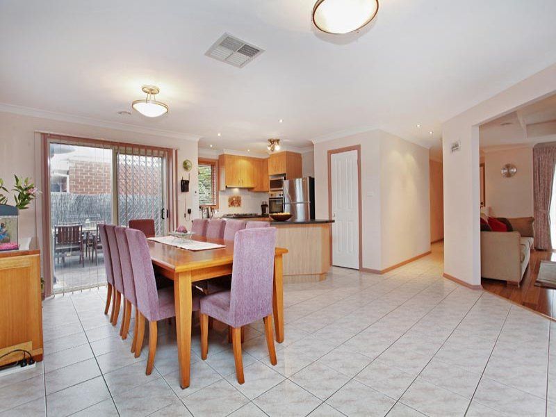 23 Waranga Way, Taylors Hill - Thumbnail 6
