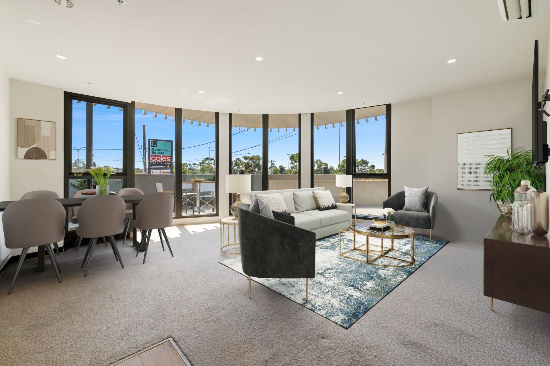 Prime Position With Lots Of Modern Comforts