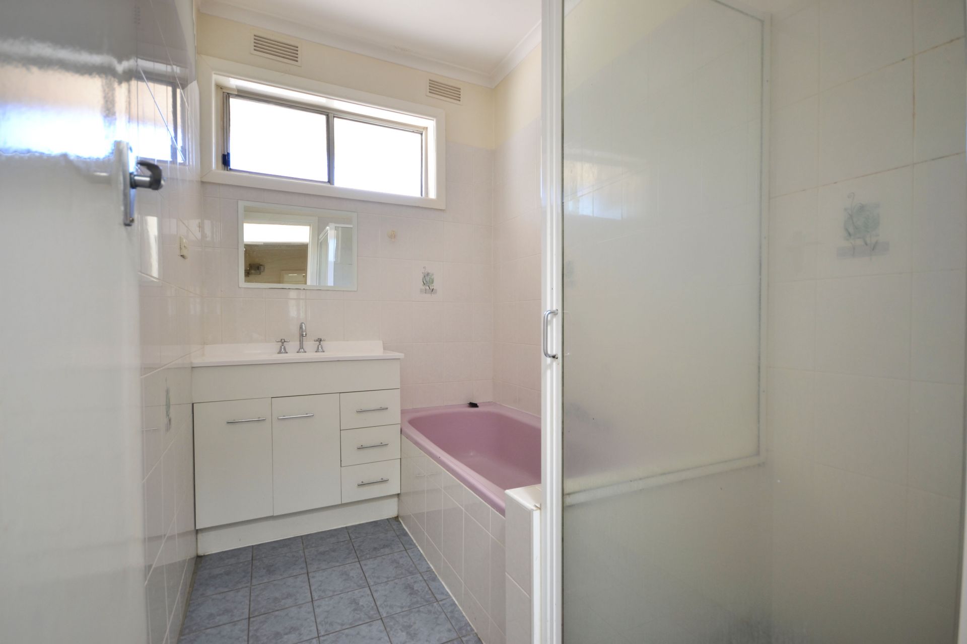 SPACIOUS HOUSE FIT FOR YOU
