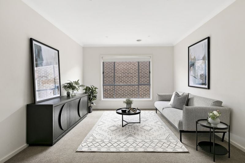 4 Carisbrook Street, Caroline Springs - Thumbnail 3