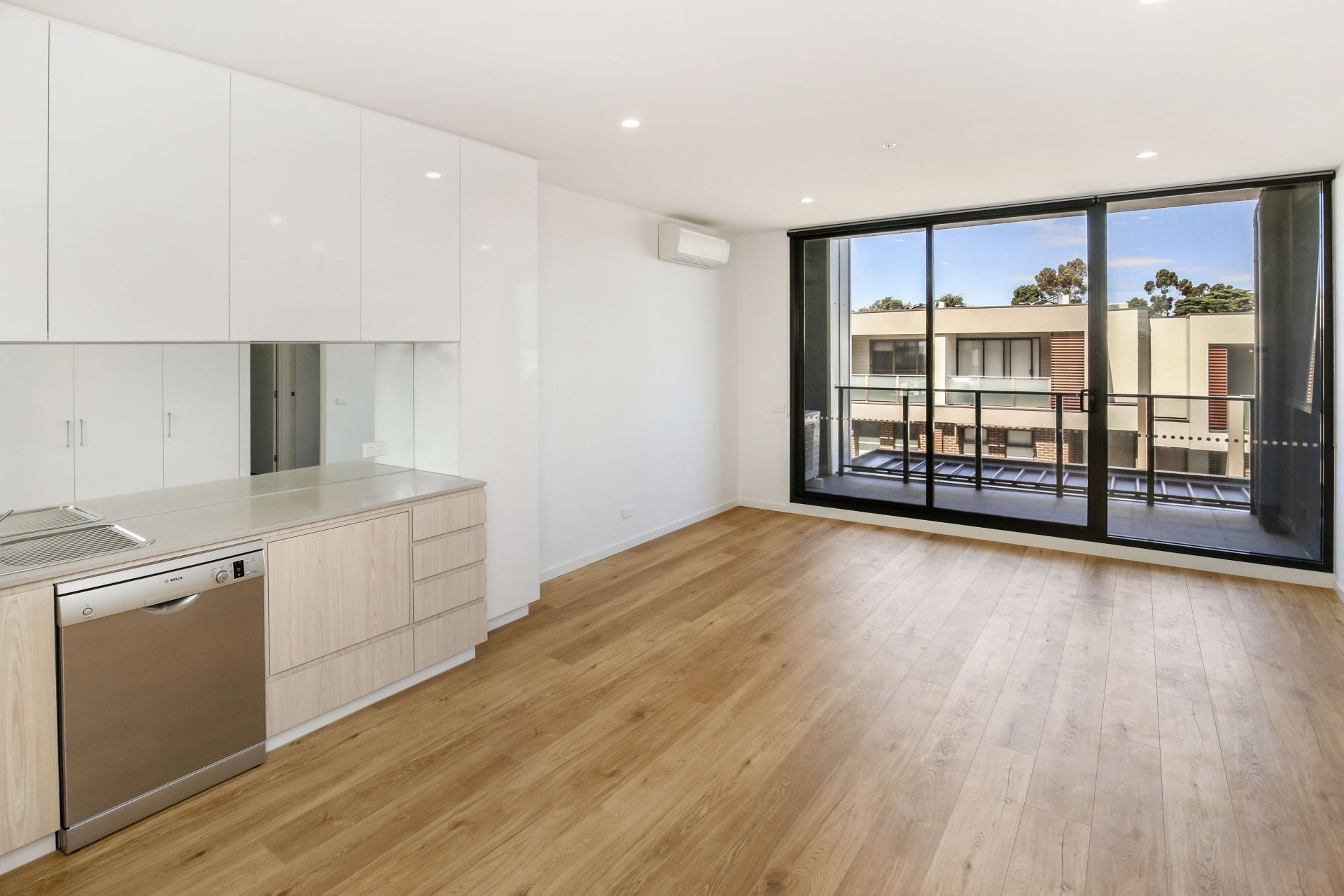 Near New Two Bedroom Apartment in Prime Location