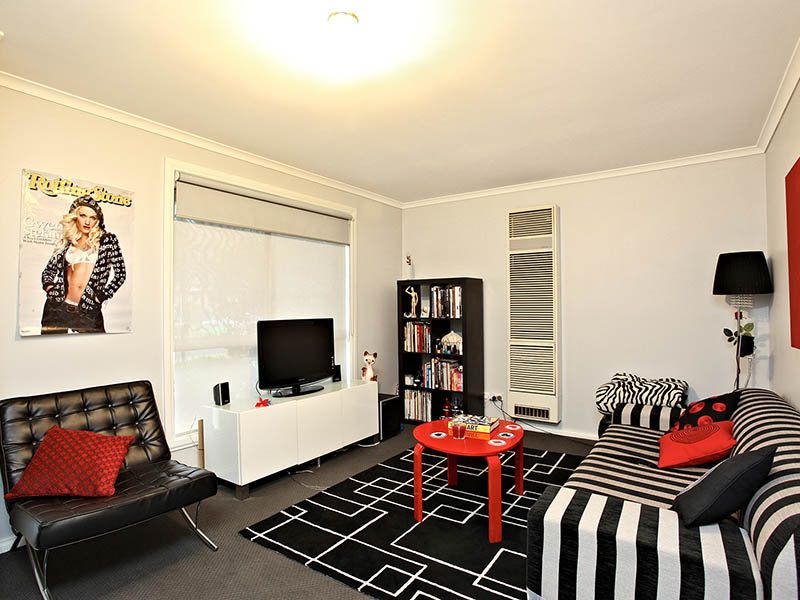 1/53 Rosebery Street, Altona Meadows - Thumbnail 2