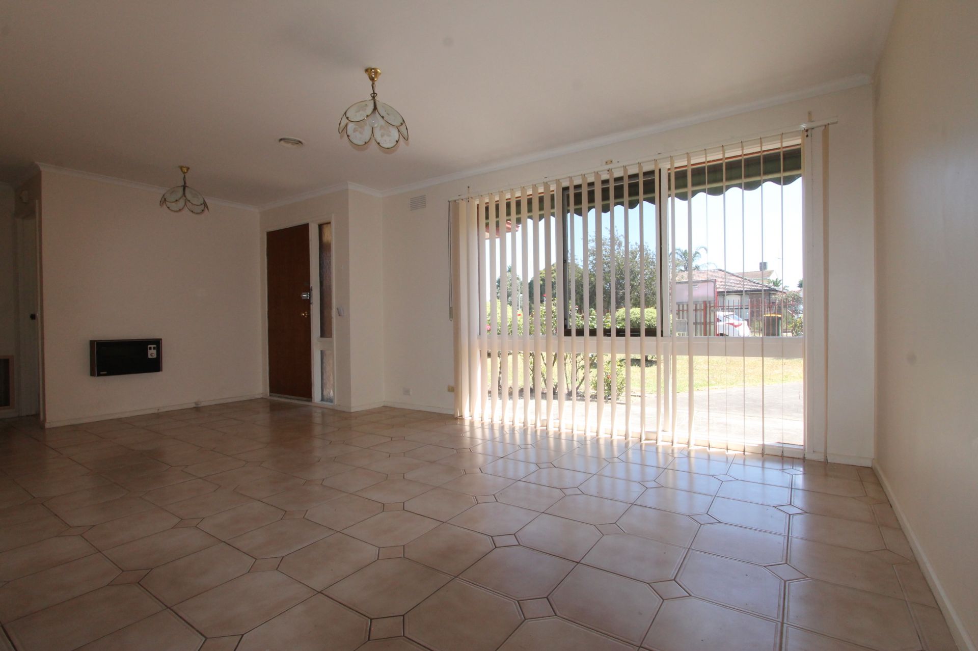 Spacious Family Home, Minutes to All!!!