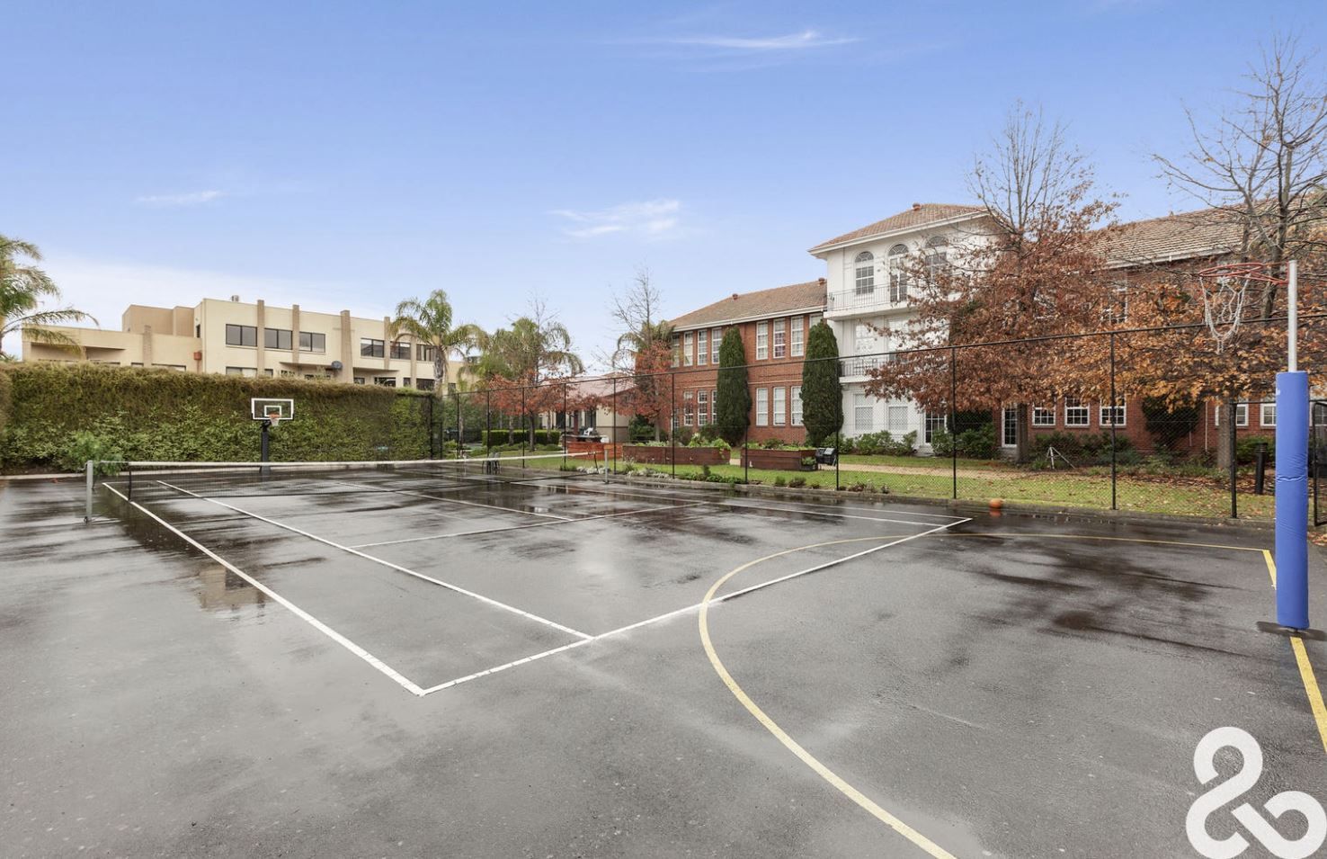 6 or 12 month lease available!