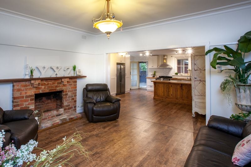 3 Nilmar Avenue Wodonga VIC, Wodonga - Thumbnail 2
