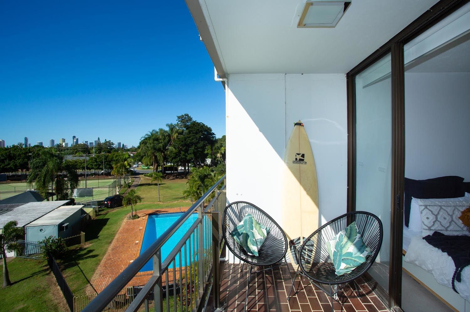 Real Estate For Sale 18/11 Fairway Drive CLEAR ISLAND WATERS , QLD