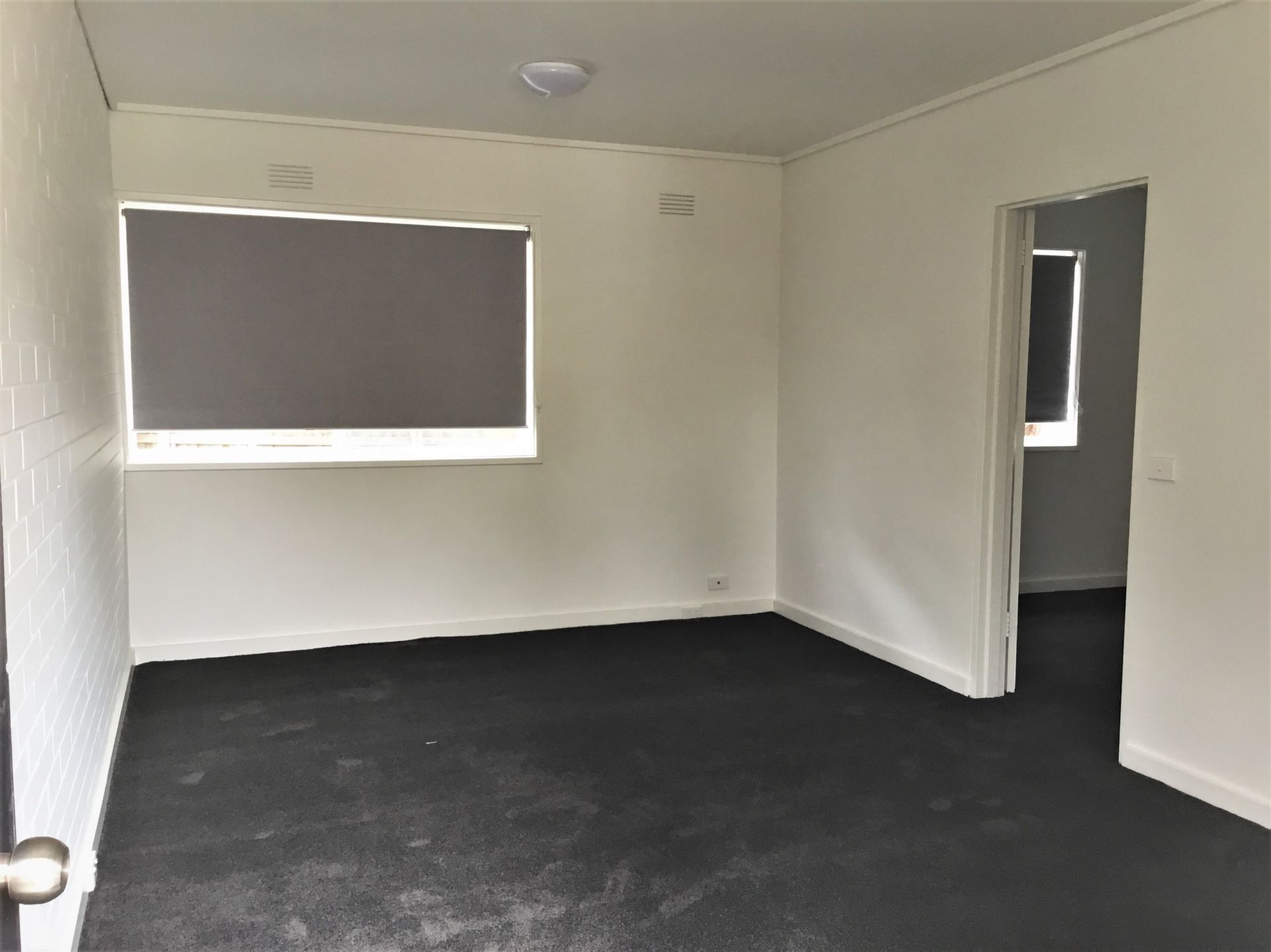 RENOVATED APARTMENT STEPS FROM HIGH STREET
