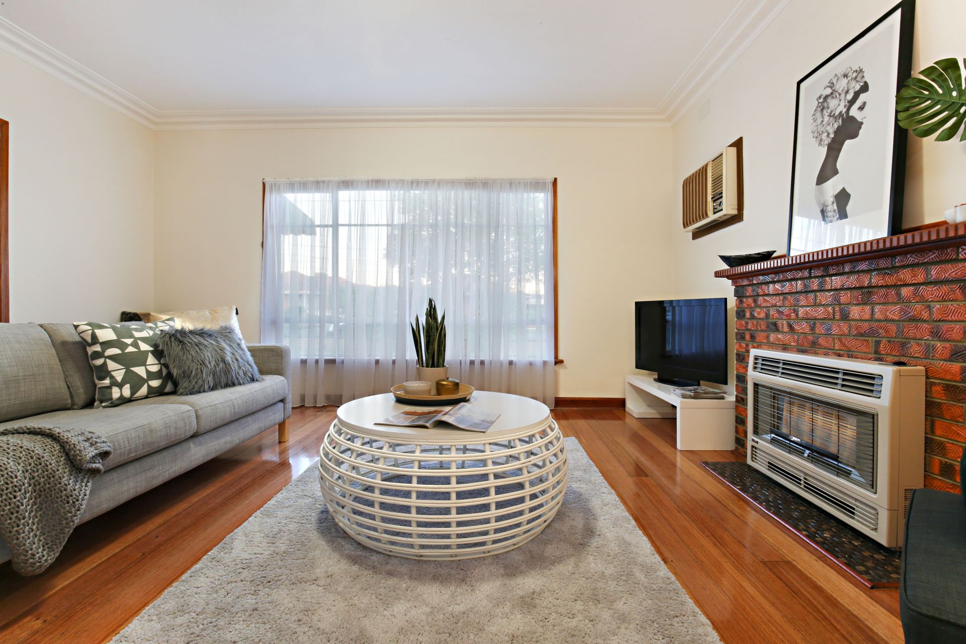Classically Spacious, Solid And So Well Situated