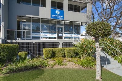 SHOWROOM/OFFICE or RESTAURANT (S.T.C.A.)