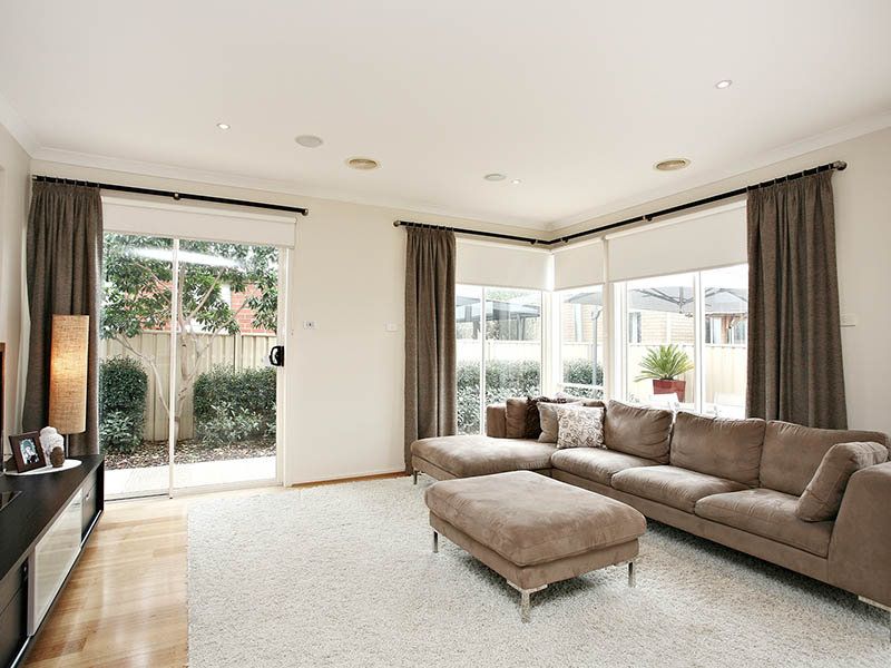 35 Cranwell Square, Caroline Springs - Thumbnail 4