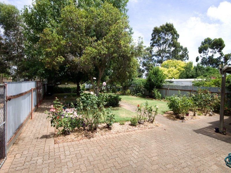 10 Hill St Kingswood 5062