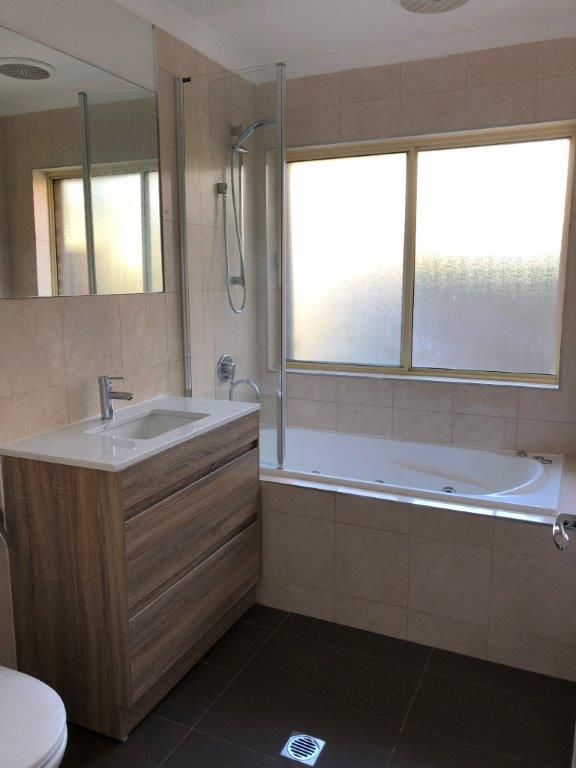 **MODERN & LOW MAINTENANCE LIVING**