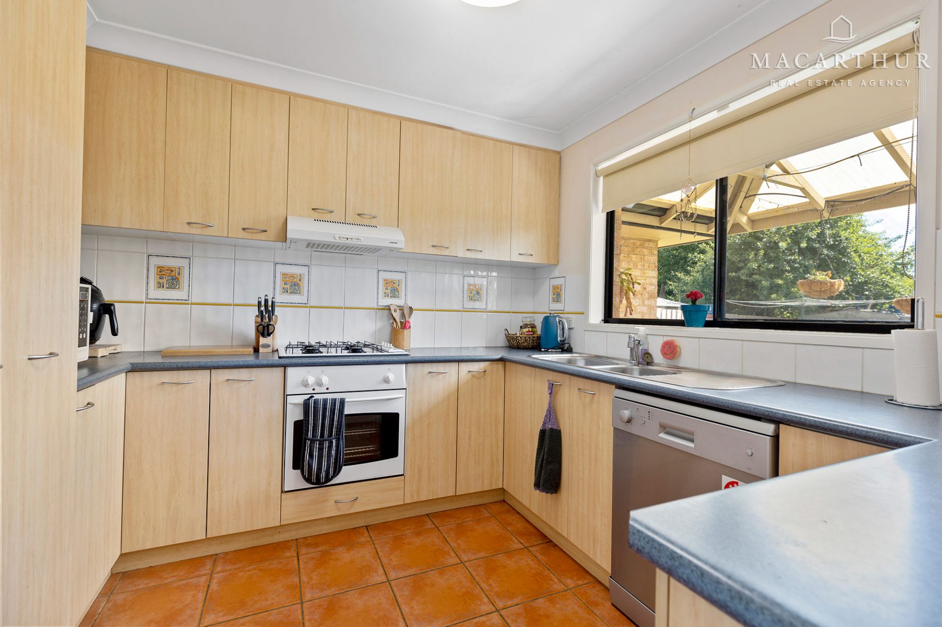 1/1 Woomera Place, Glenfield Park Macarthur Real Estate Agency