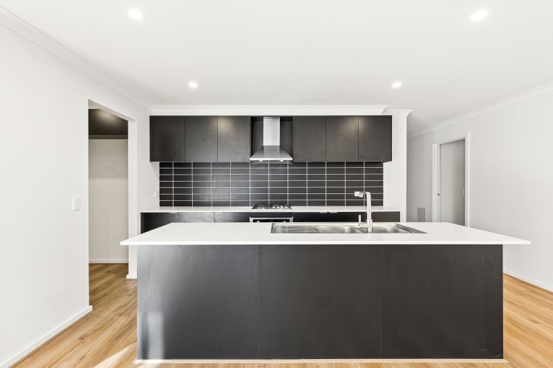 20 Leger Street, Manor Lakes