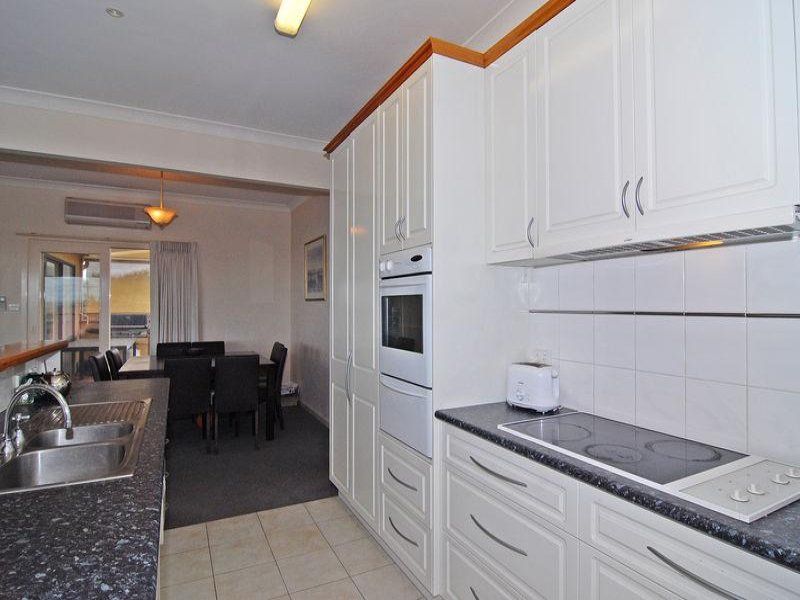 151 The Parade OCEAN GROVE VIC, Ocean Grove - Thumbnail 7