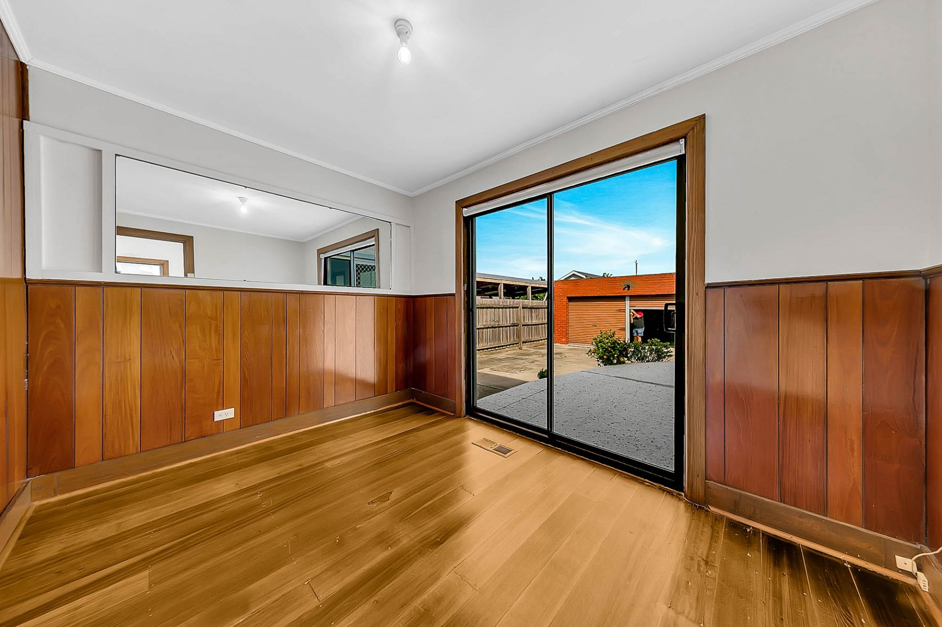 Warm and inviting family home!