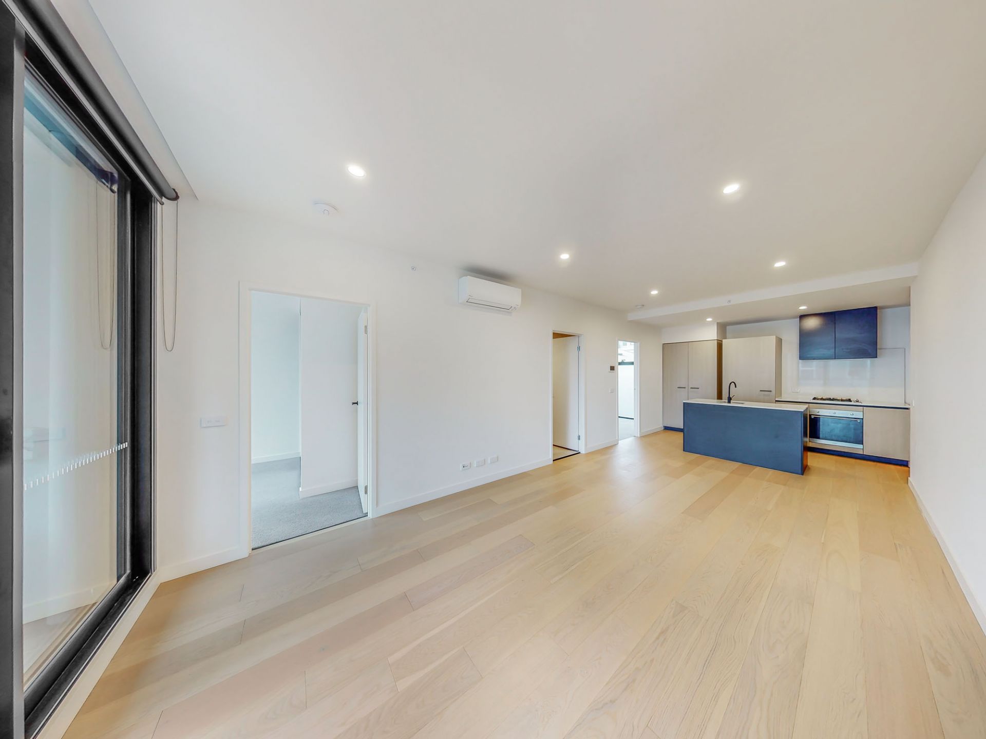 205/39 Park Street, South Melbourne - Thumbnail 2