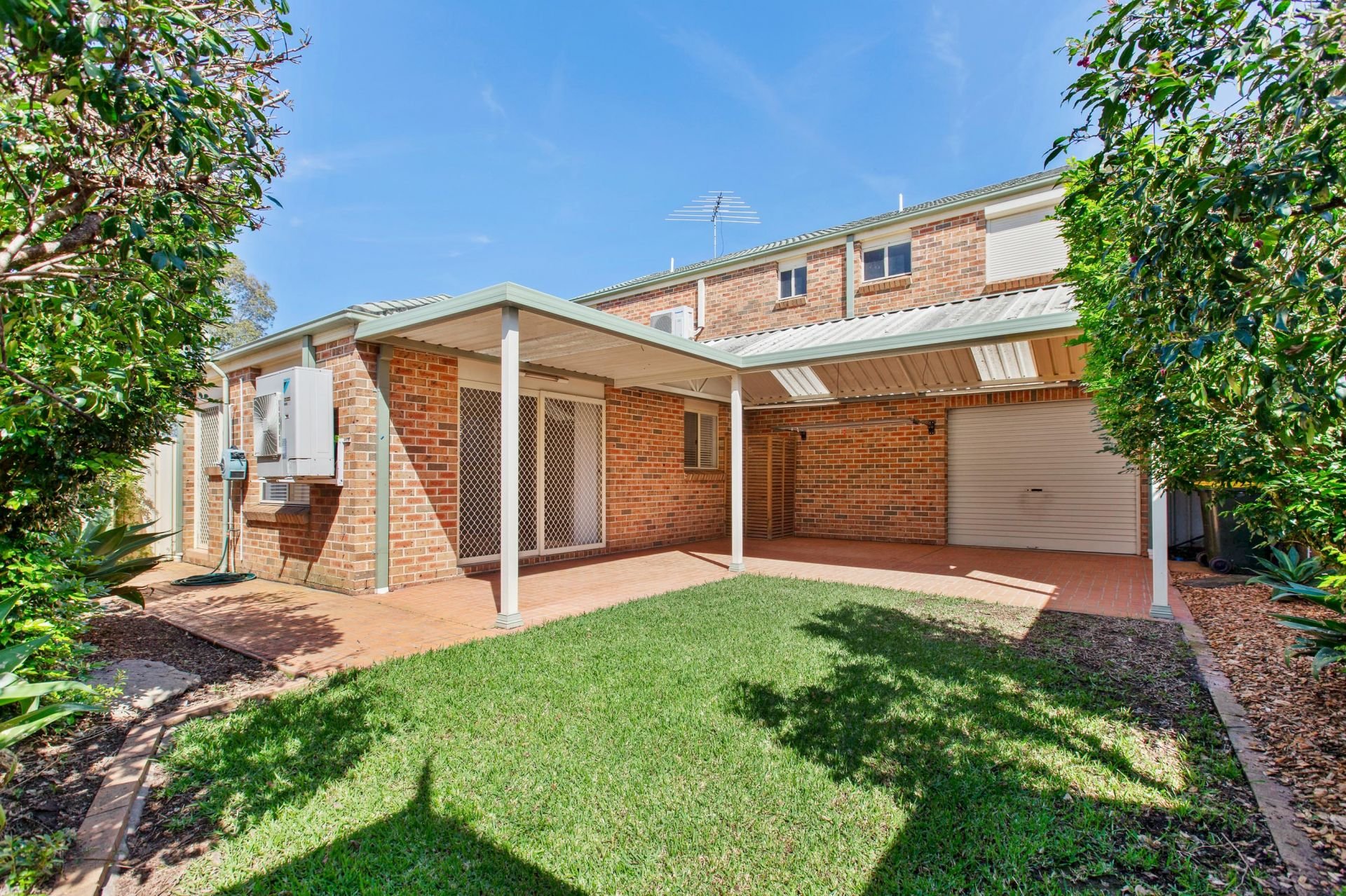 Real Estate For Lease 31 Morshead Road Mount Annan , NSW