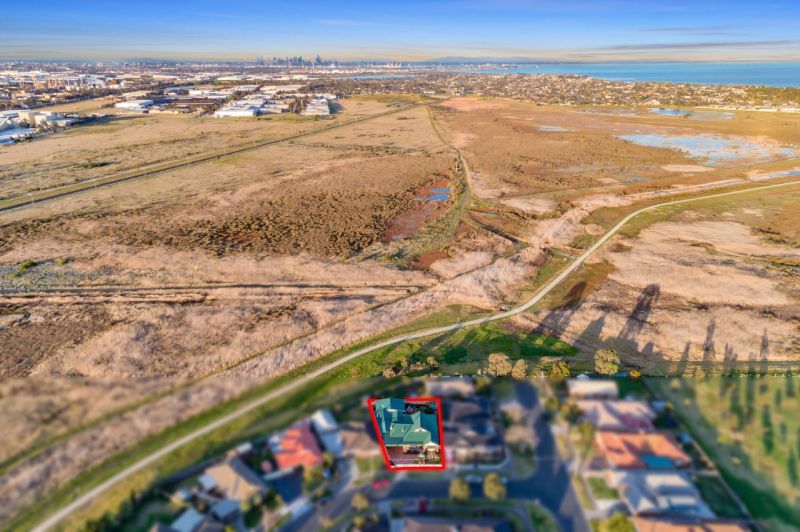 19 Hibiscus Court, Altona Meadows - Thumbnail 4