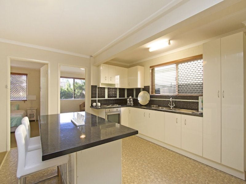47 Stapylton Street COOLANGATTA QLD, Coolangatta - Thumbnail 6