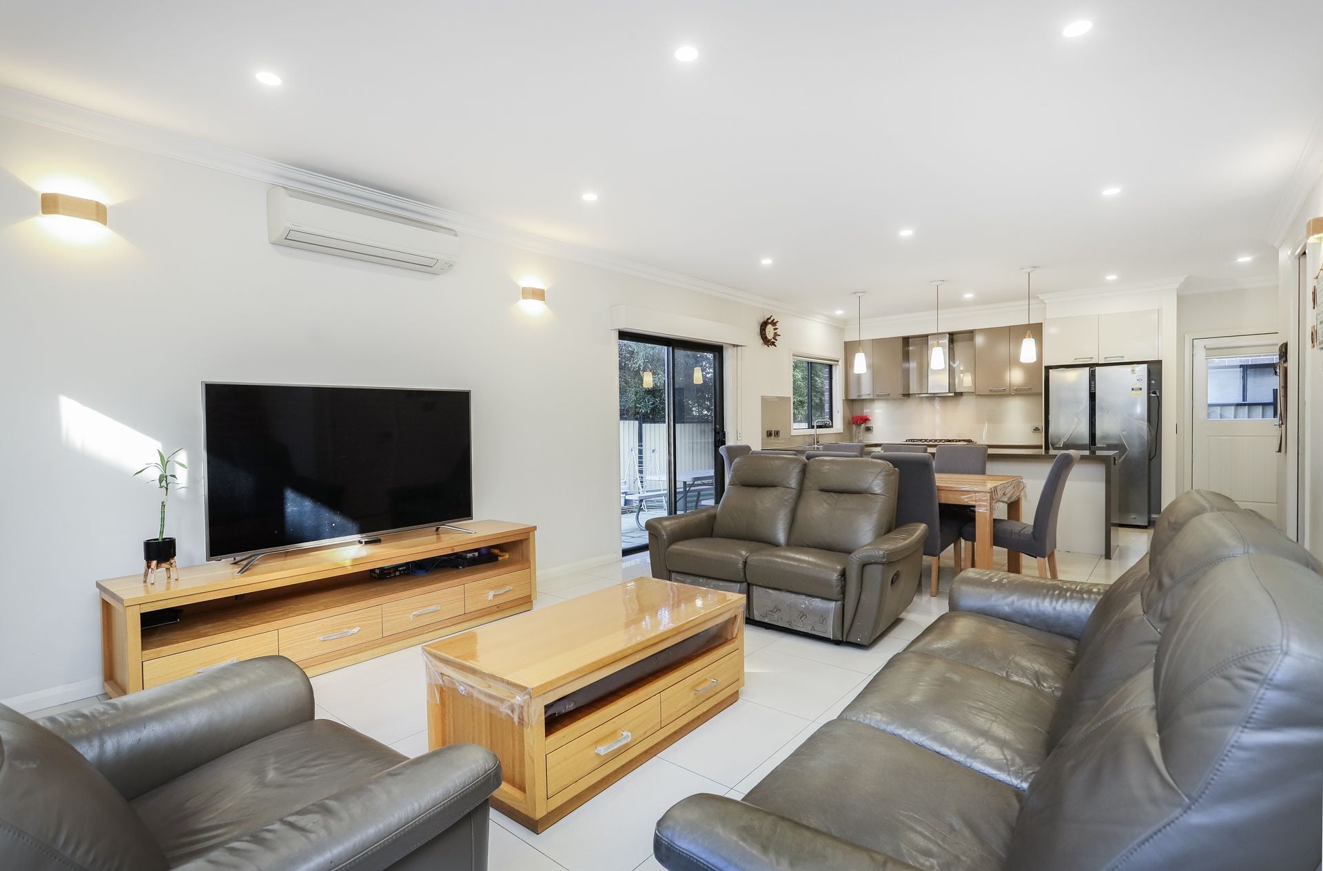 3/3 Clarendon Parade West Footscray VIC, West Footscray - Thumbnail 3